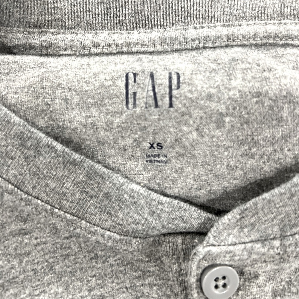 Gap Pullover - image 2